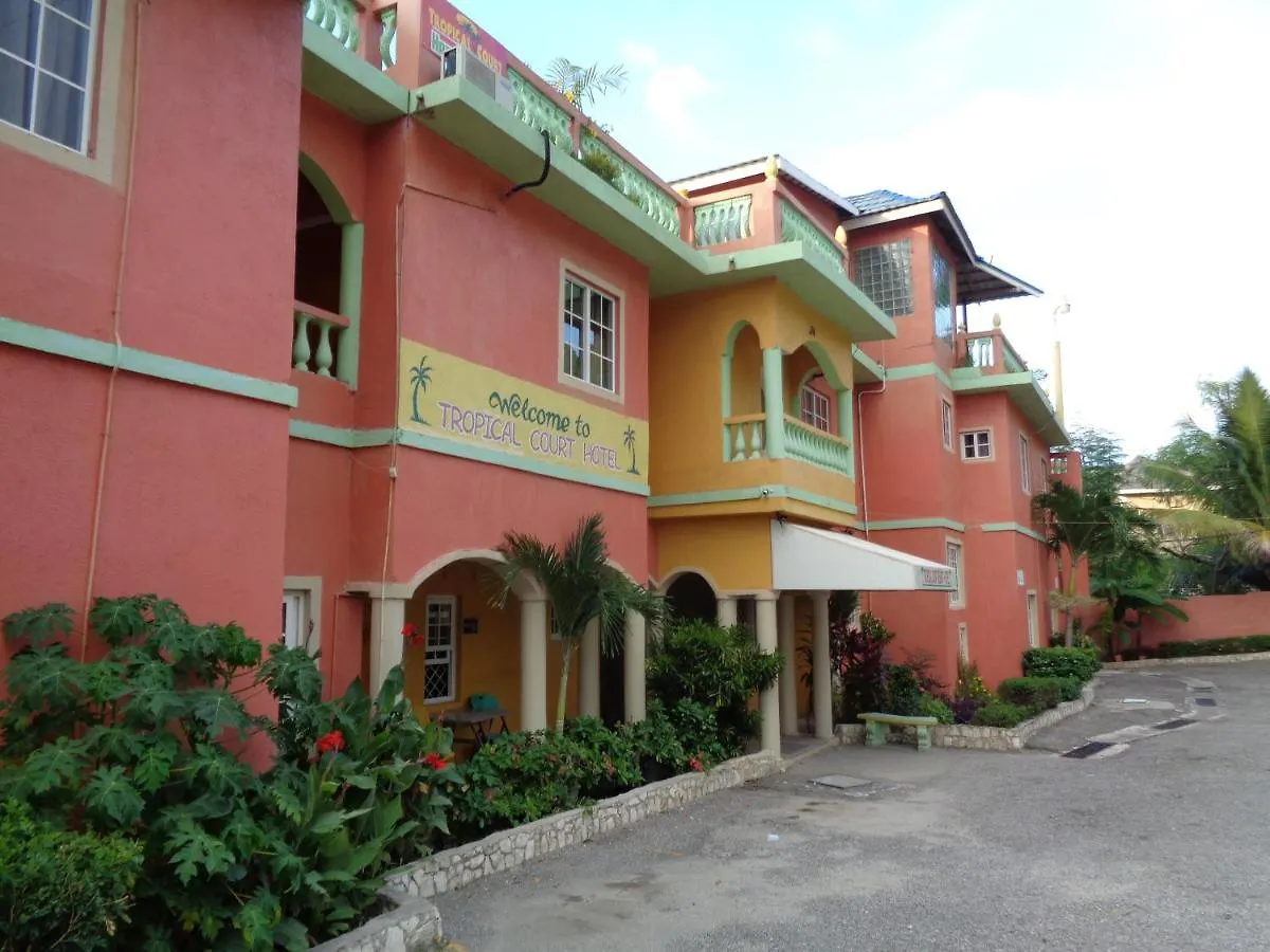 Tropical Court Hotel 몬테고 베이 자메이카